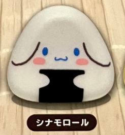 6月扭蛋 Sanrio 飯糰罐徽章