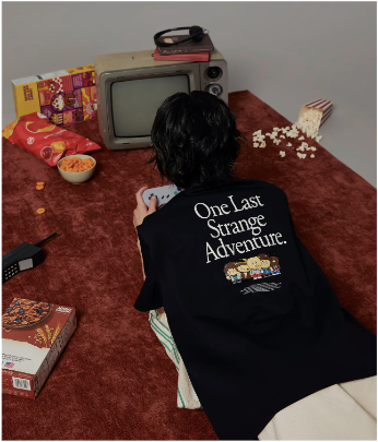 韓國服飾 -  韓國 怪奇物語（Stranger Things) x Kakao Friends 短袖Tee (預訂)